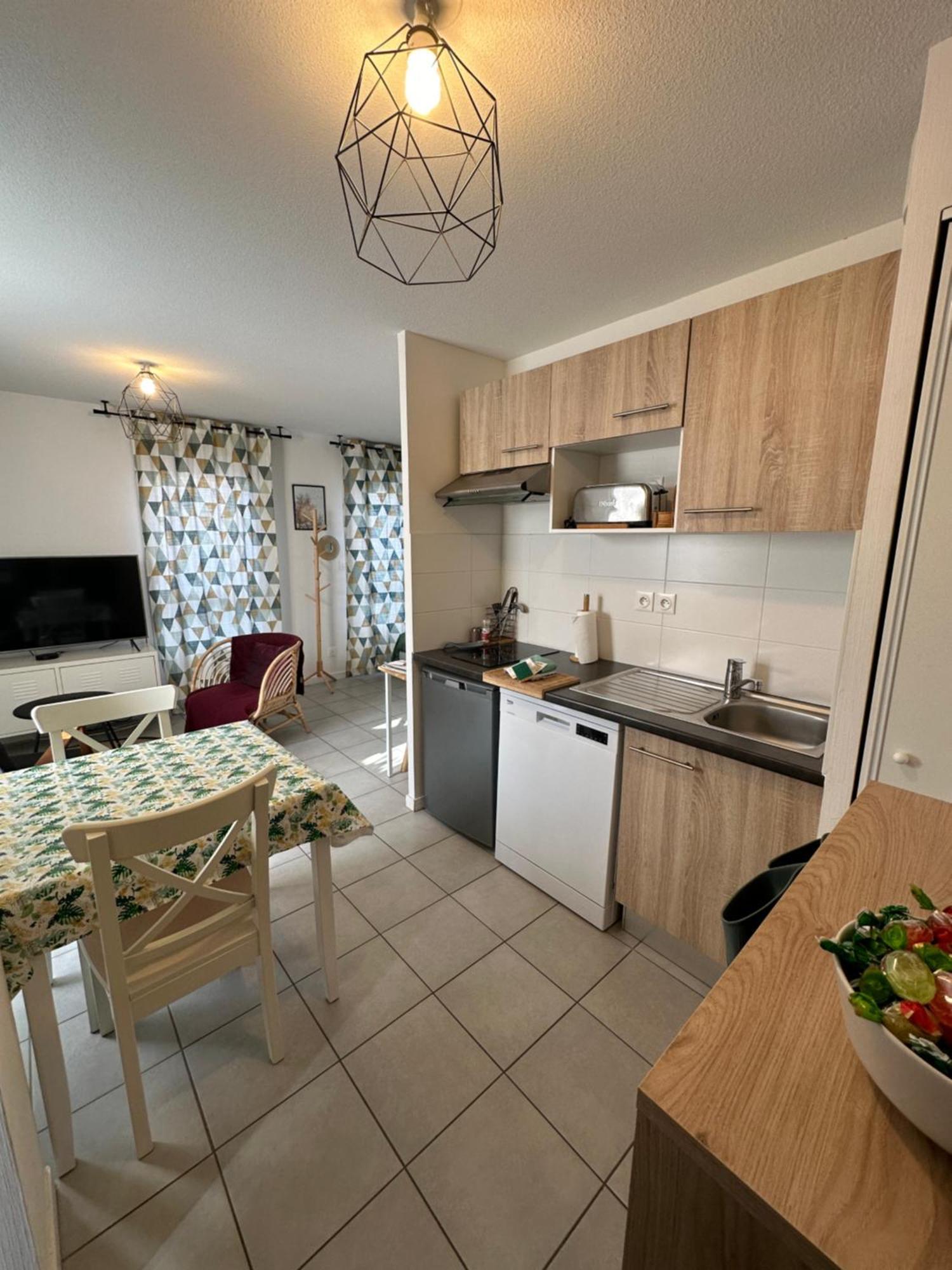 Ferienwohnung Minimes, Studio Cosy Tout Confort, Wifi, Parking Toulouse Exterior foto